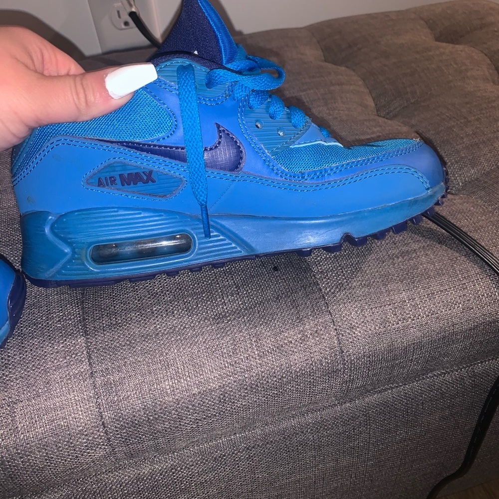 Airmax 90 blue/deep royal blue grade school